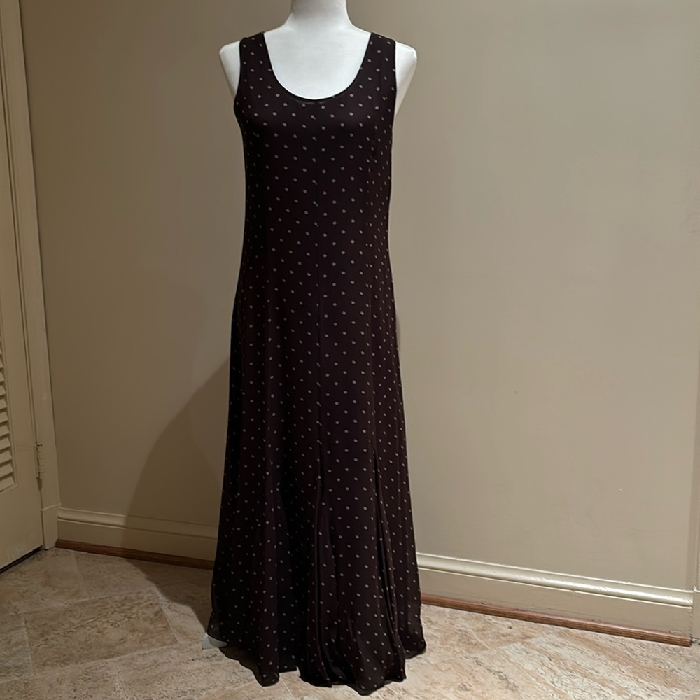 Chicos Breezy polyester floor length dress fully lined flowing skirt bottom